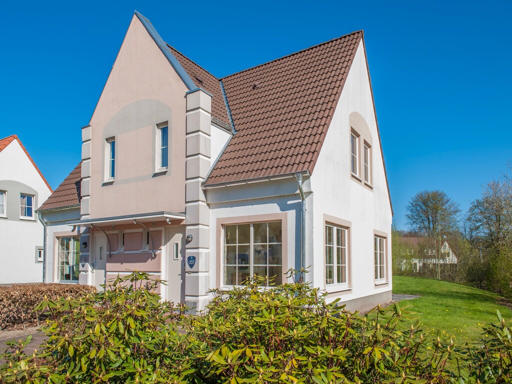 Gerestyled vakantiehuis met sauna, op een vakantiepark op 20 km. van Nordhorn