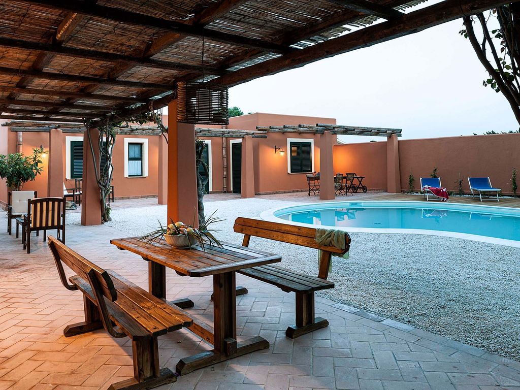 Mooie villa in Marsala met zwembad