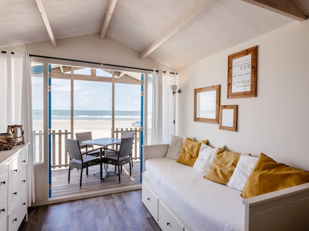 Strandhuis in Wijk aan Zee met Uitzicht
