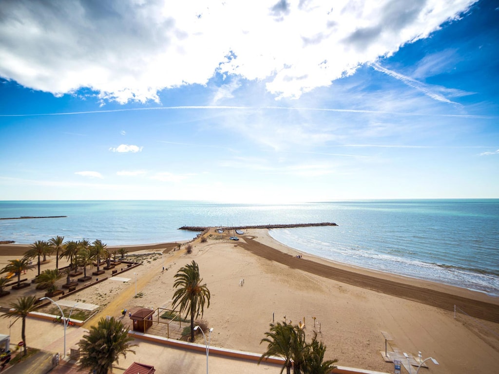 Charmante Wohnung in Torreblanca mit Garten