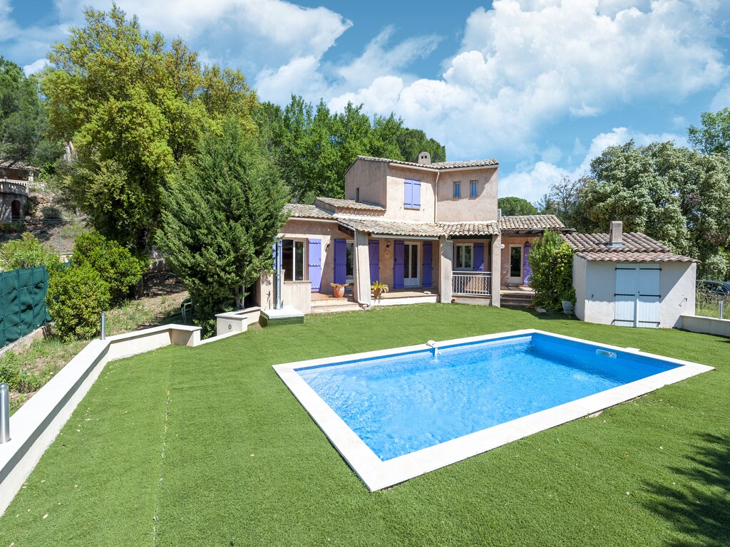 Villa in Vidauban bij Wijngaarden & Stranden
