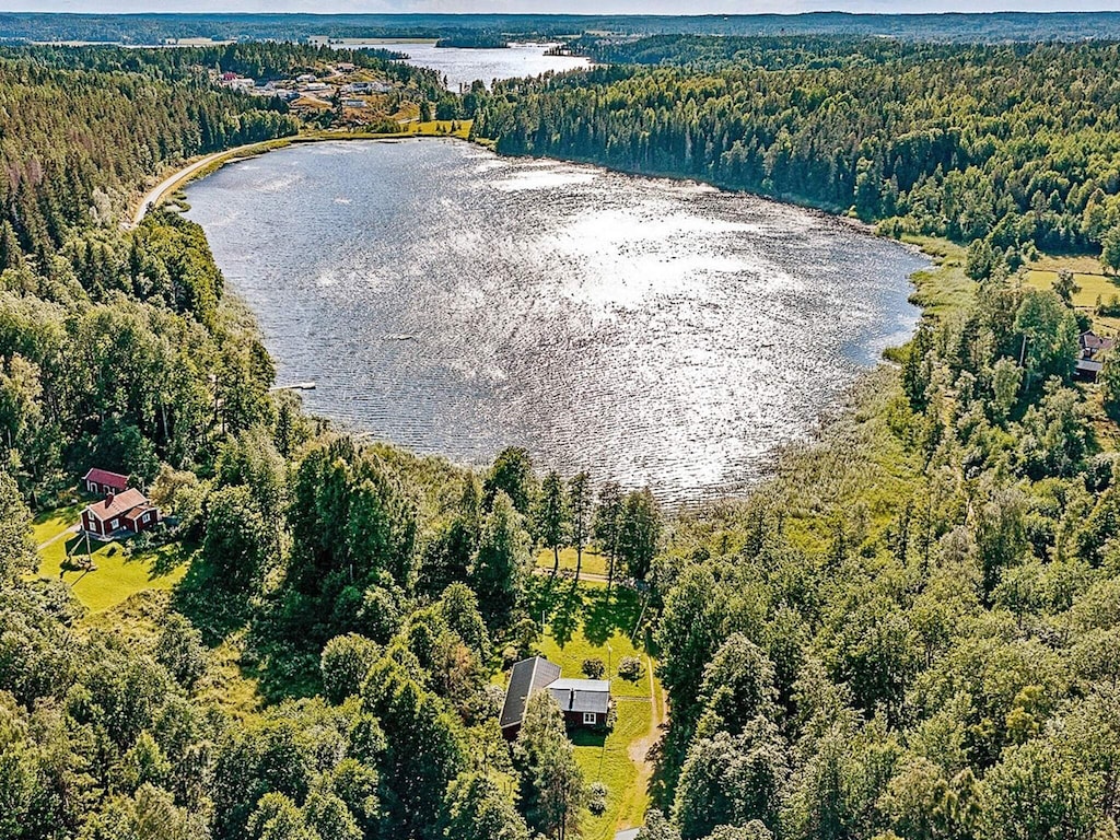 Cottage am See in Torsebo