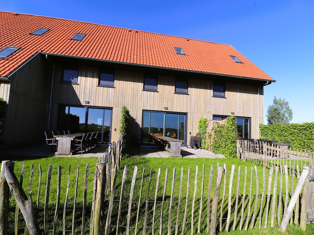 Friesische Landvilla mit E-Bikes