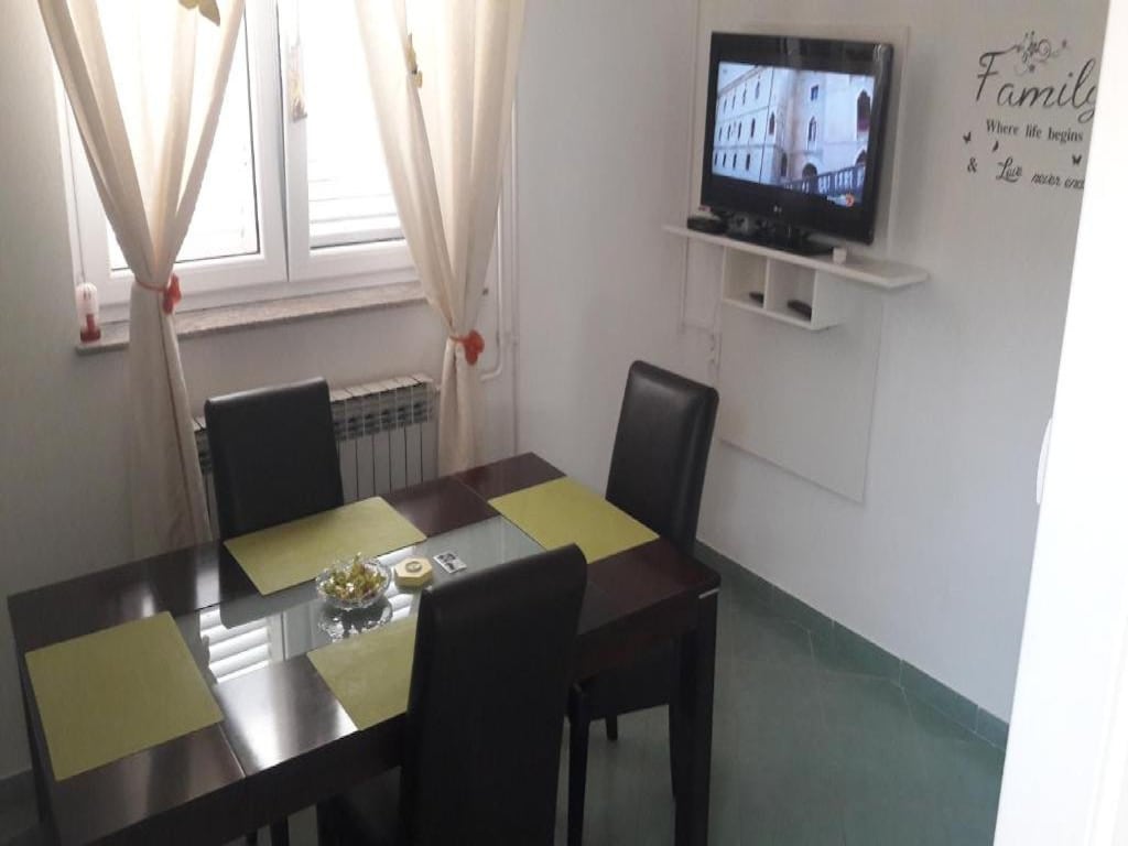 Apartments Amalia - Two Bedroom Apartment with Terrace