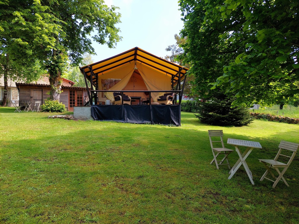 Romantische Safari-Zelt-Lodge