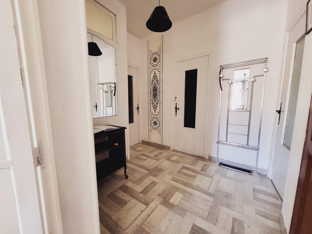 Appartement in Saint Ambroix nabij voorzieningen