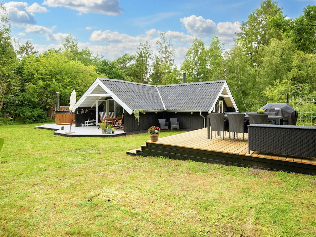 Licht vakantiehuis met bubbelbad