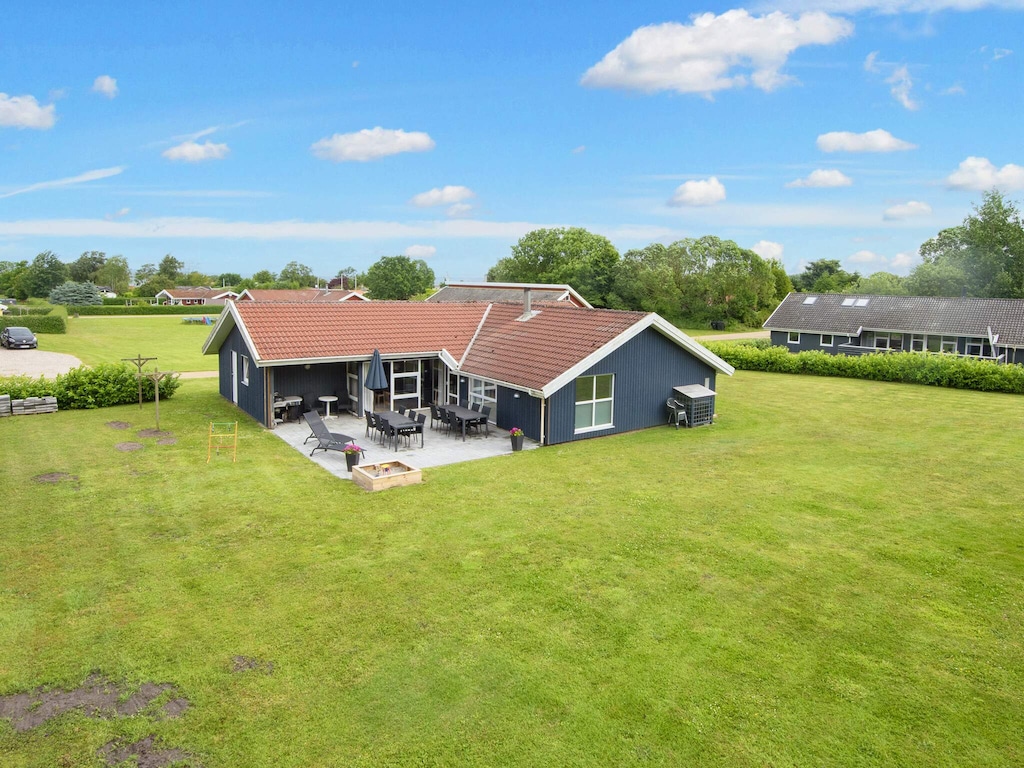Luxe poolhouse vlakbij het strand