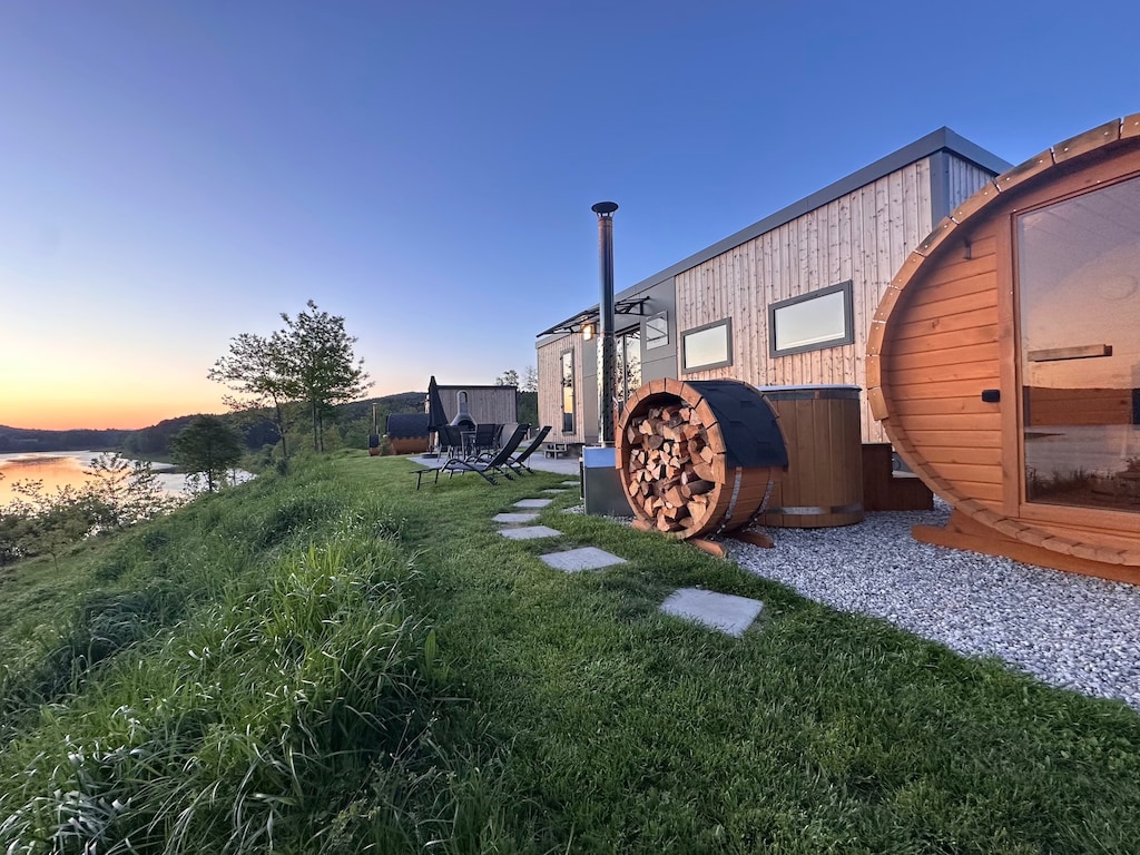 Vakantiedorp Seeblick - Vakantiehuis met sauna en hottub