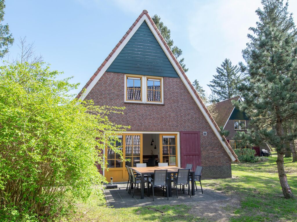 Renoviertes Ferienhaus mit Geschirrspüler, in einem Ferienpark, 9 km. aus Breda