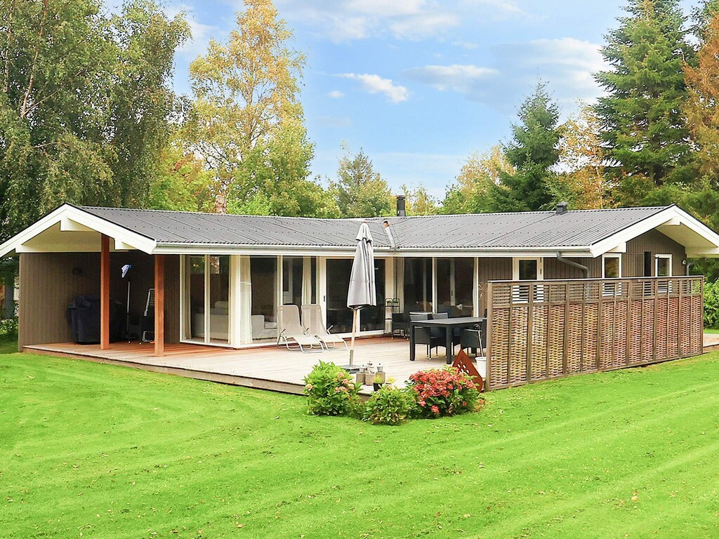 4 Sterne Ferienhaus in Idestrup-By Traum