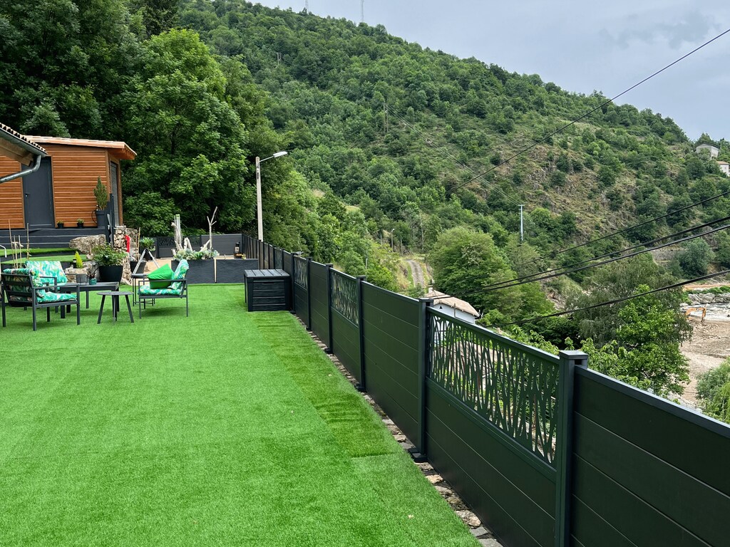 Chalet Retreat aan de rivier