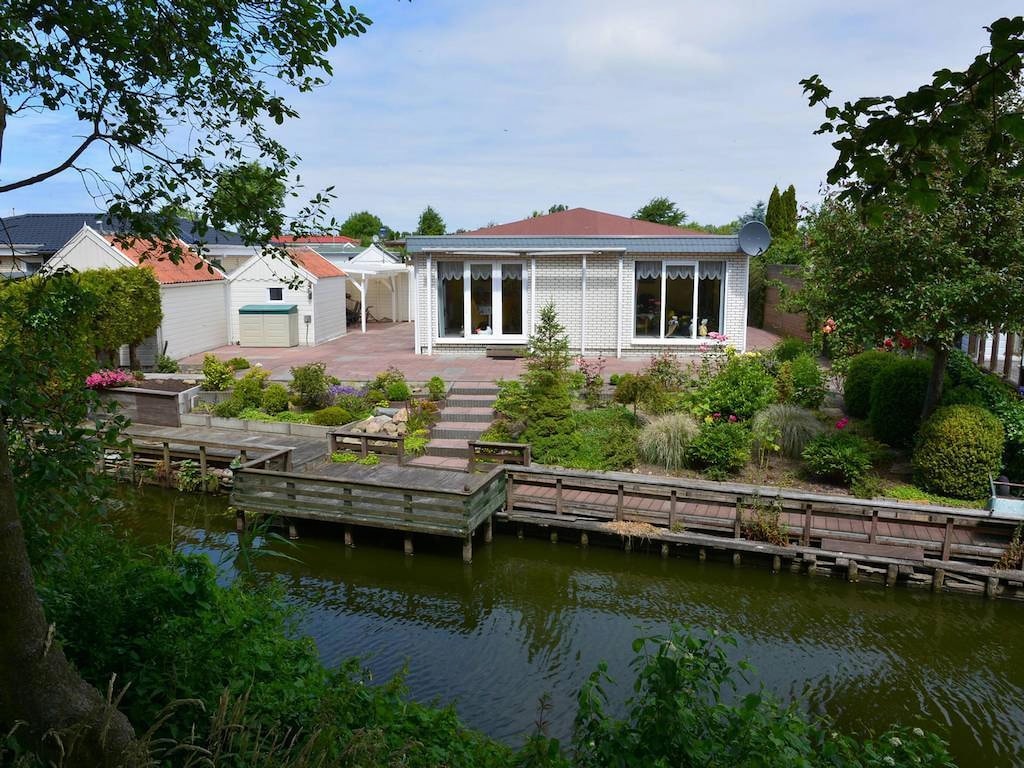 Bungalow op een steenworp afstand van het strand