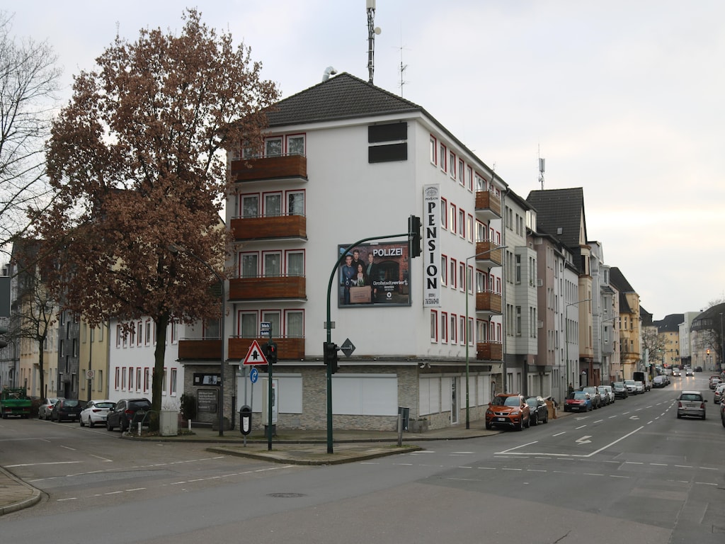 Stijlvol appartement in Essen met balkon en uitzicht op de stad