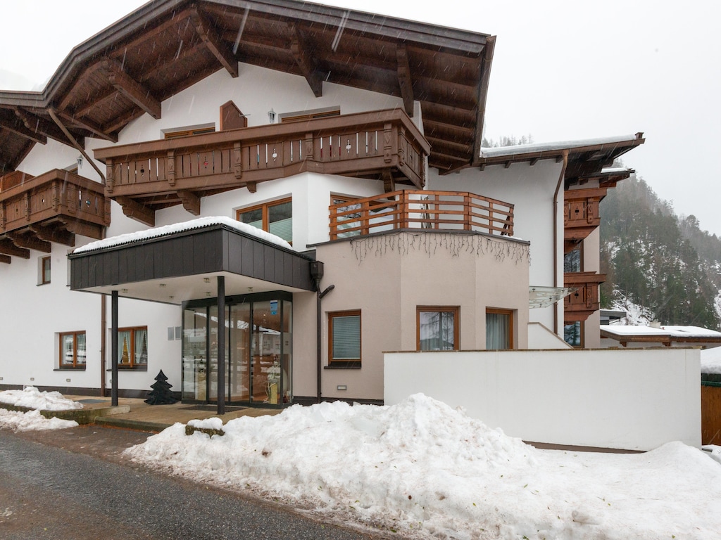 Gezellig appartement in Längenfeld met sauna