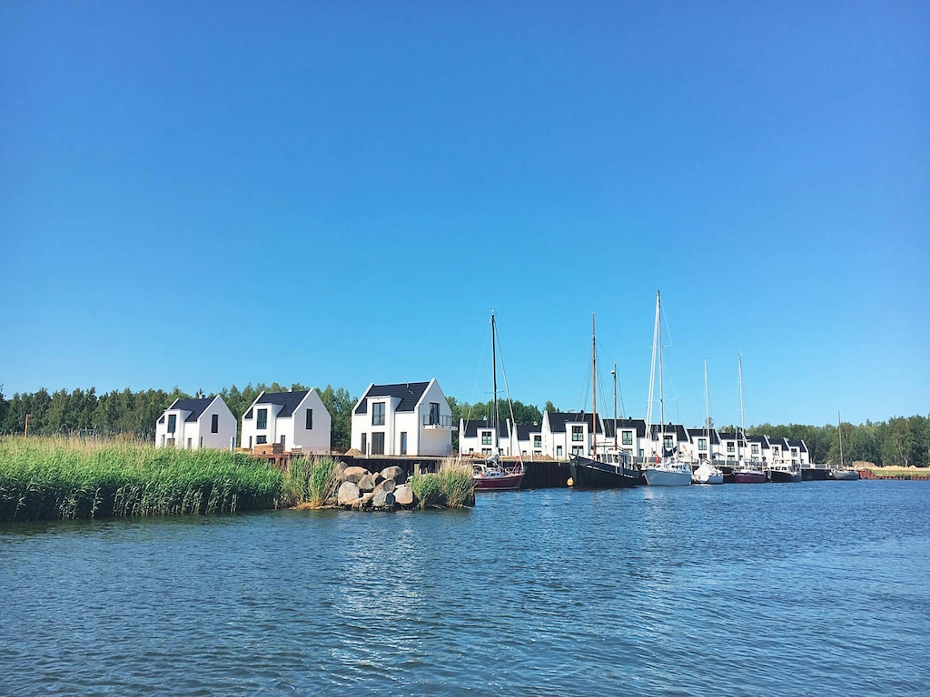 Vakantiehuis met uitzicht op zee en terras