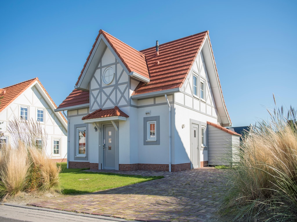 Mooie villa met sauna en roeiboot, 400 m. van zee
