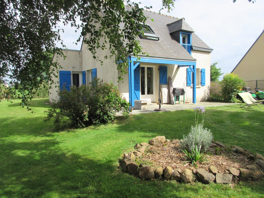 Bretonisches Ferienhaus mit großem Garten