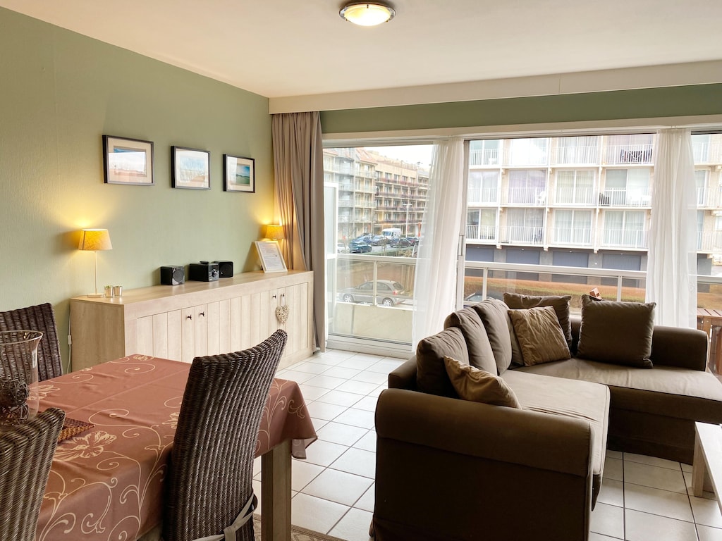 Wohnung in Nieuwpoort mit Terrasse