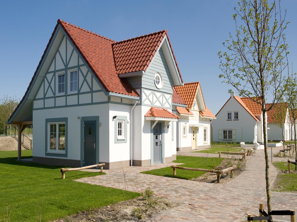 Gepflegte Villa im Ferienpark Noordzee Résidence Cadzand-Bad, nur 400 m vom Nordseestrand, für bis zu 8 Personen.