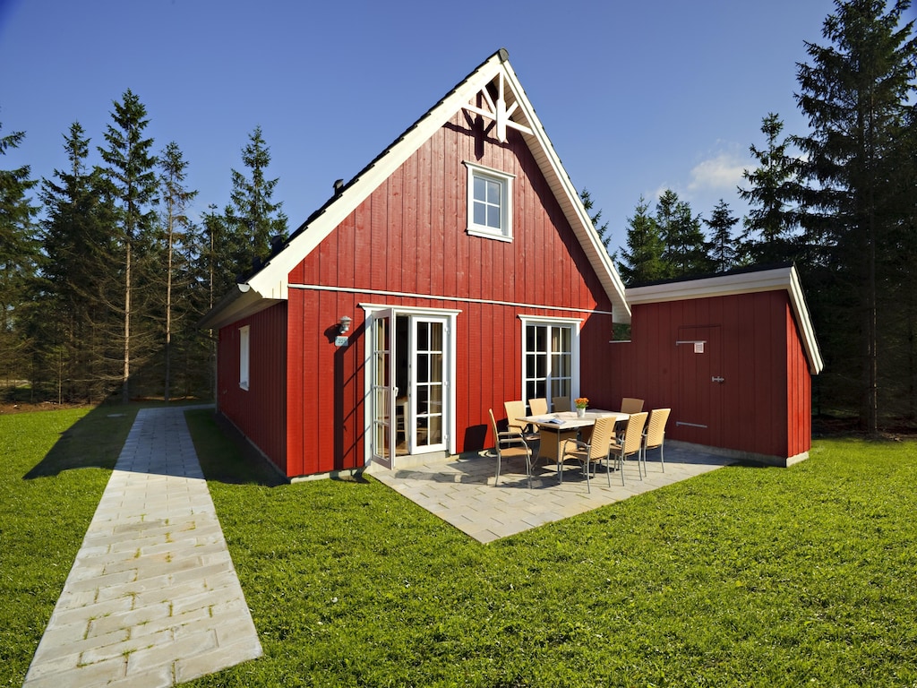 Cottage on 2 floors for a family with a sauna