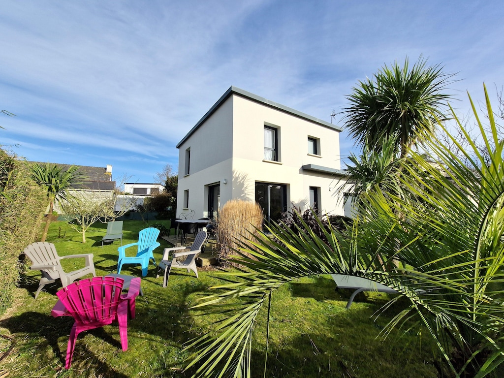 Modern huis vlakbij de kust