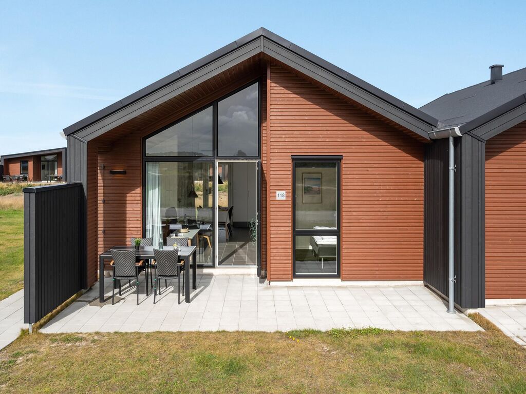 Uitnodigende cottage met 2 terrassen