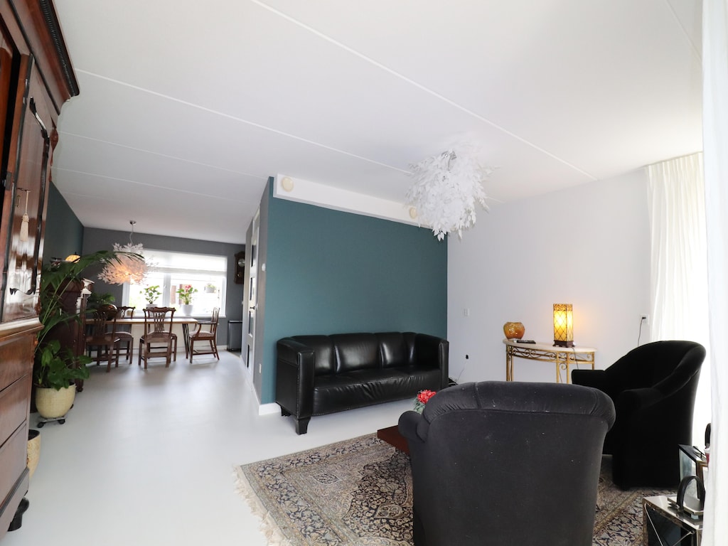 Komfortable Doppelhaushälfte für 6 Personen in Grou mit privatem Pool, großem Garten und Gartenhaus mit Sauna.