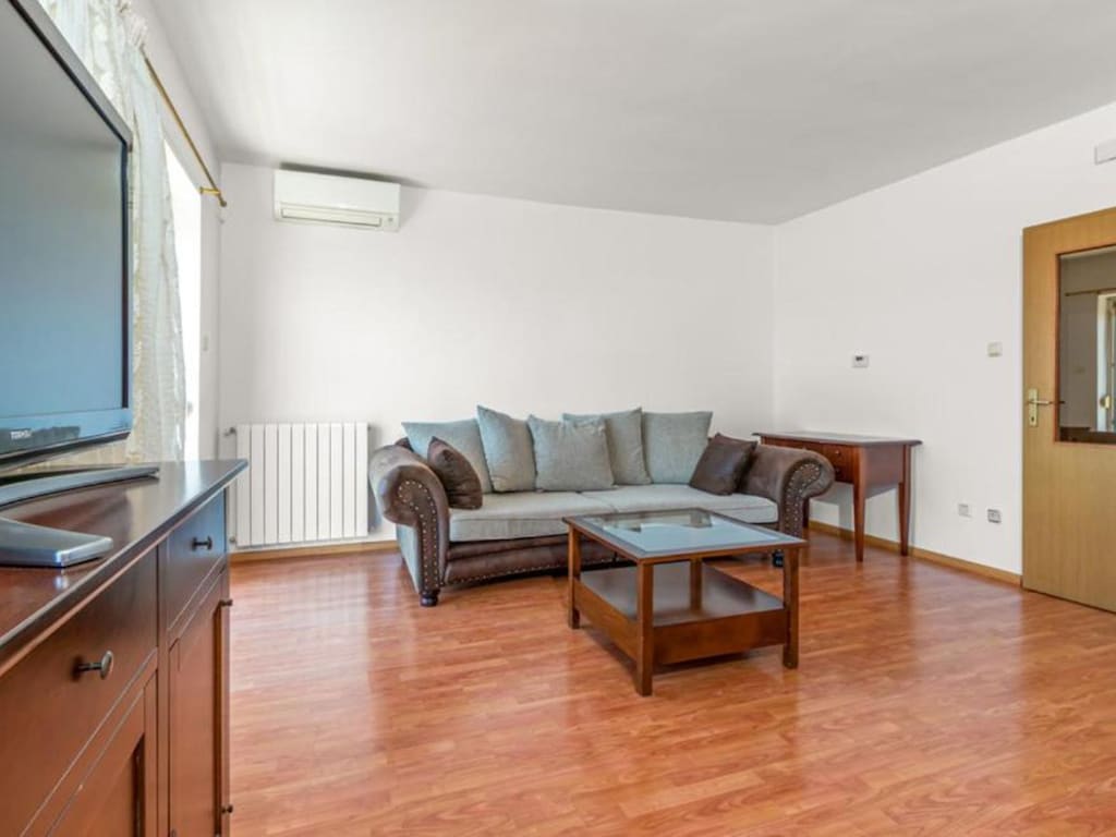 Two Bedroom Apartment with Terrace and Sea View