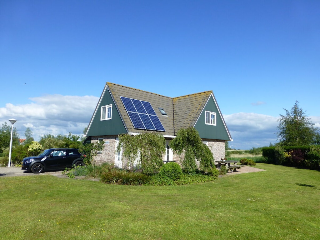 Strandvilla IJsselmeerblik