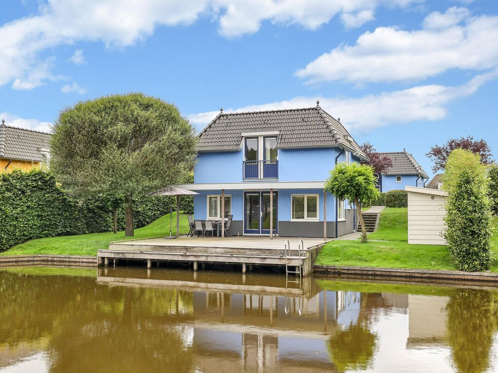 Vrijstaand huis met sauna, bij het Zuidlaardermeer