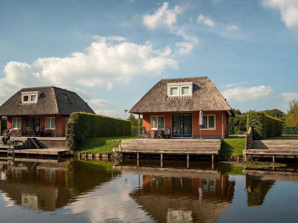 Haus mit Waschmaschine beim Zuidlaardermeer