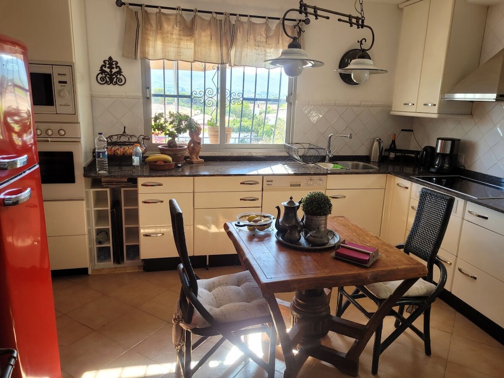 Holiday home 484668