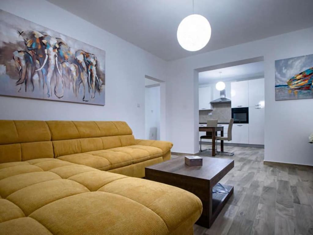 Sea View Apartment 1