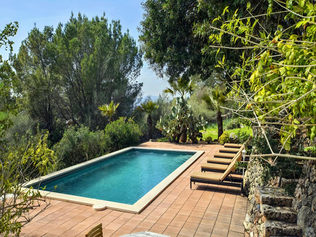 Finca in Santa María met Zoutwaterzwembad