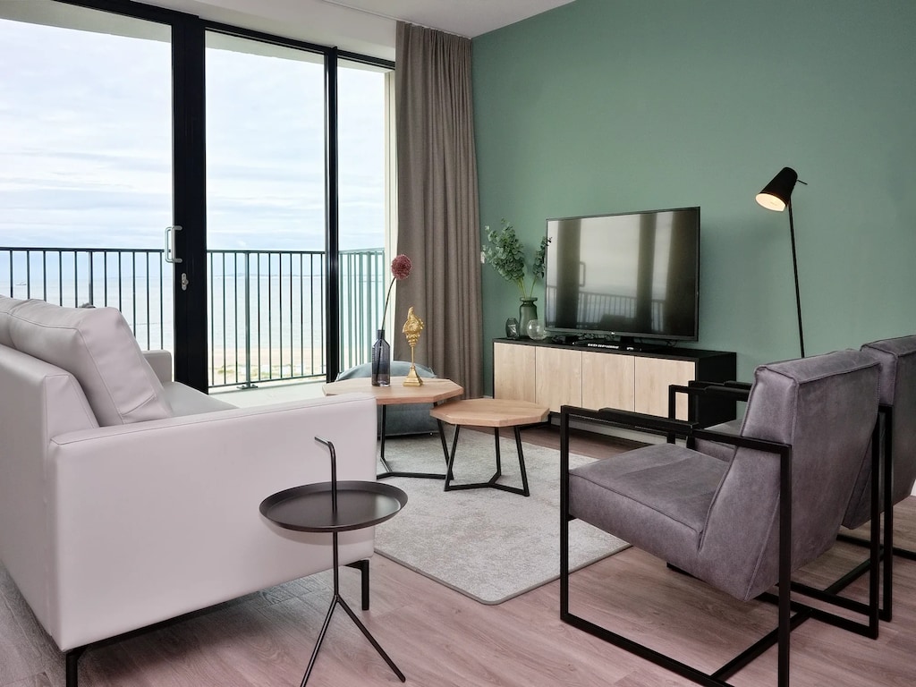 Appartement met uitzicht op zee en balkon