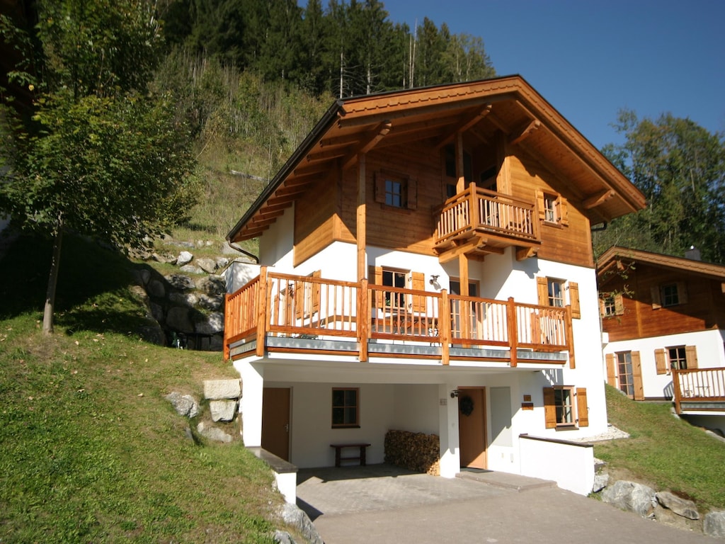 Rustig chalet met sauna in Königsliten