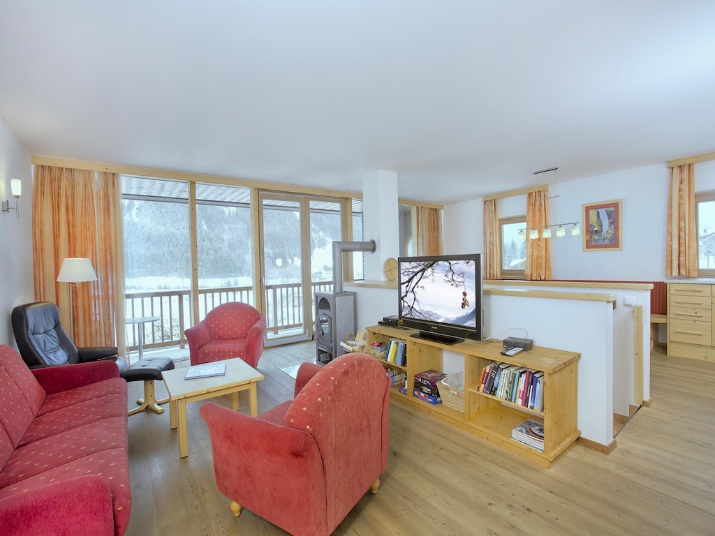 Chalet in Königsleiten bij Skilift