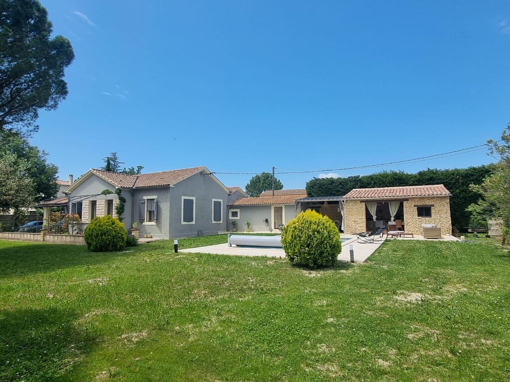 Charmantes Ferienhaus mit privatem Pool, Maillane