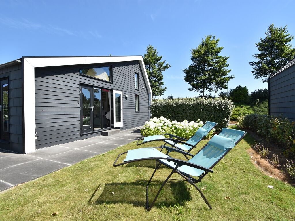 Modernes Ferienhaus mit Garten in Kattendijke