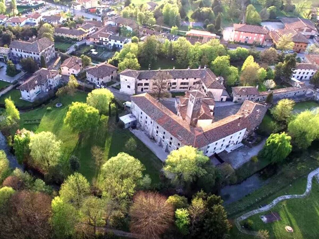 "Artuico" met tuin in het kasteel