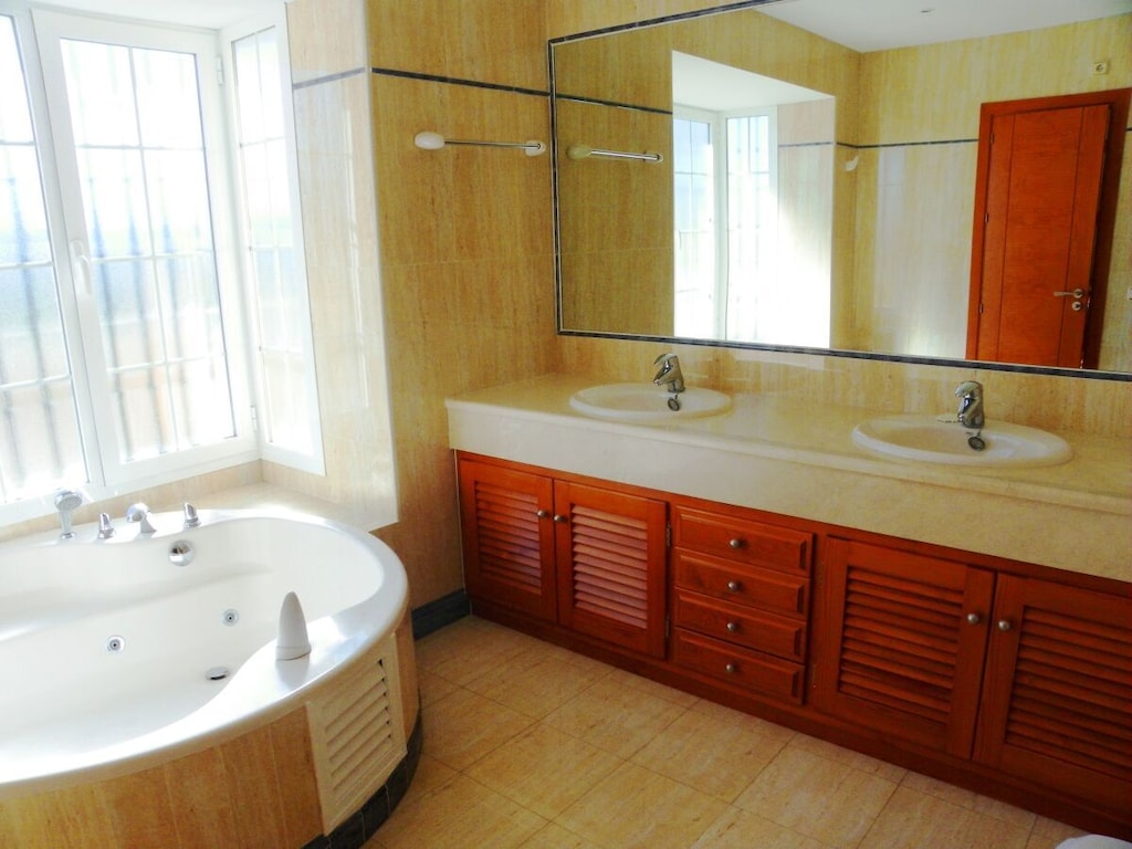 Ferienhaus 76470