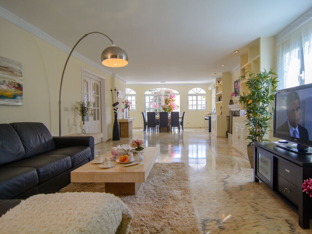 Holiday home 384116