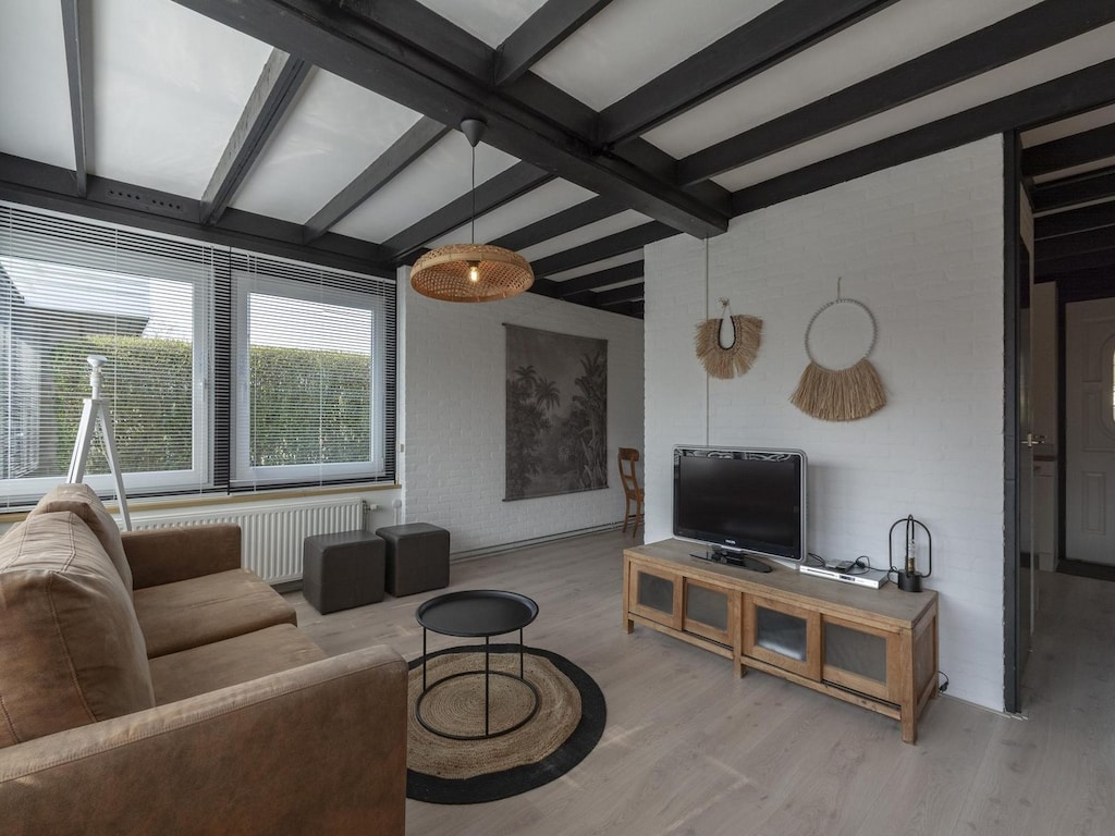 Sfeervolle bungalow met moderne inrichting