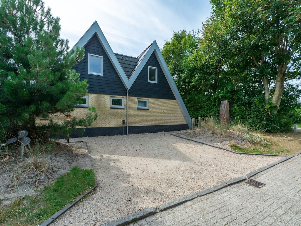 Haus in Sandepark am Strand für 10 Von Belvilla
