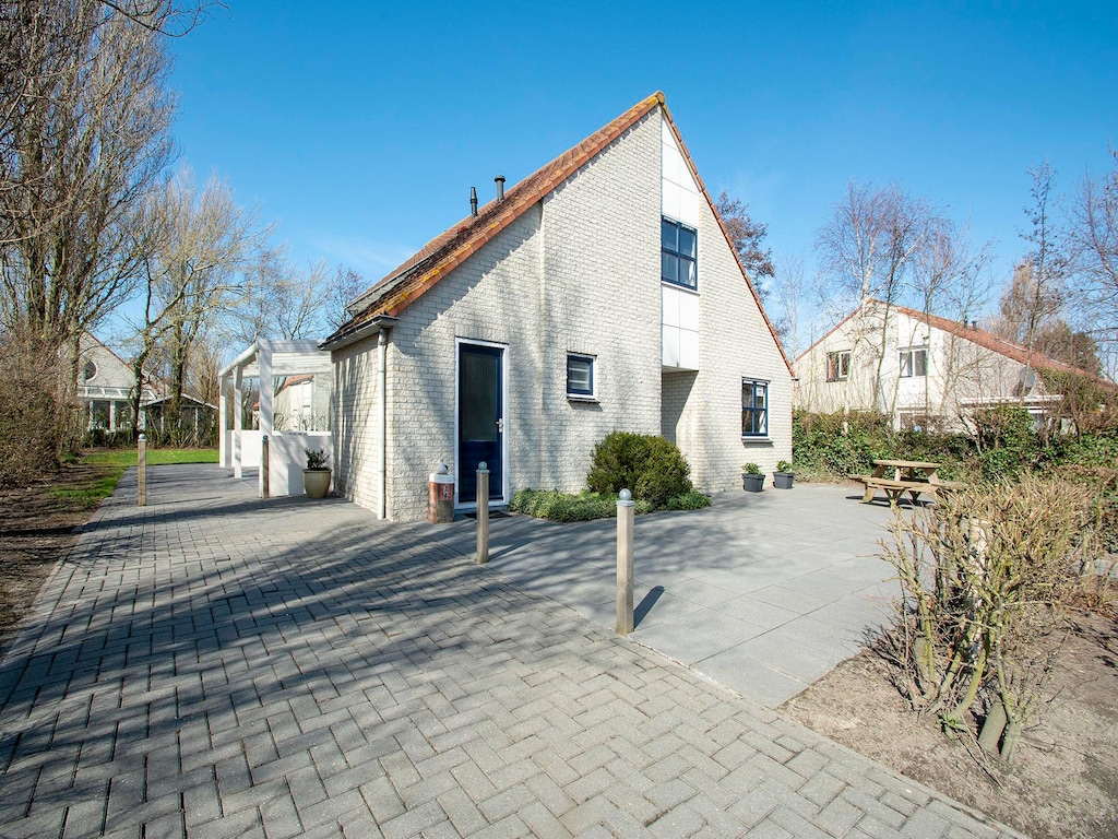 Vakantiehuis bij Strand in Ooghduyne