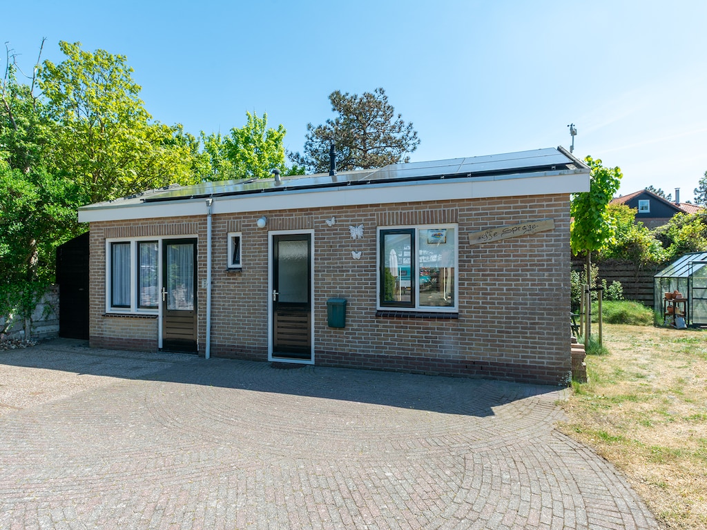 Levendig vakantiehuis met tuin