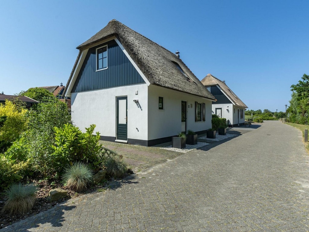 Charmante villa met parasol van Belvilla