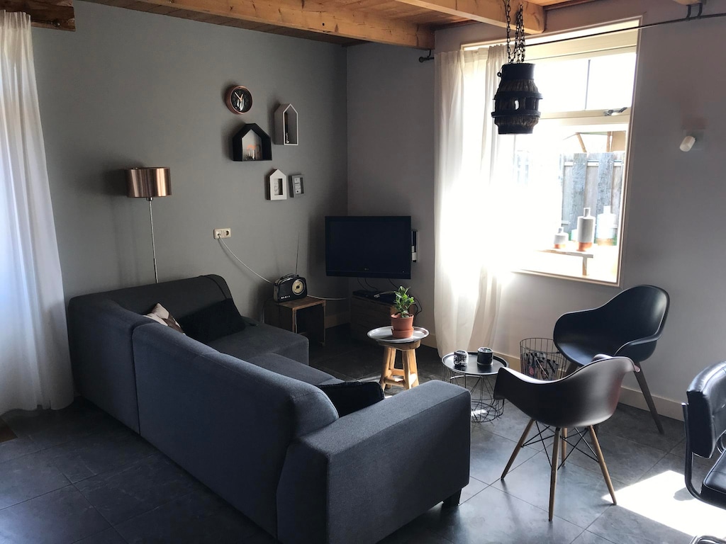 Appartement met tuin in Nederlands landschap