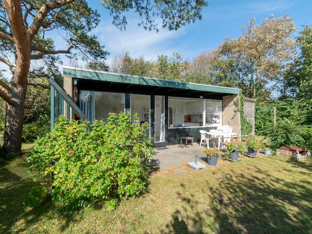 Bungalow aan zee met terras
